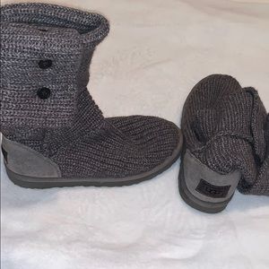 Knitted UGG boots